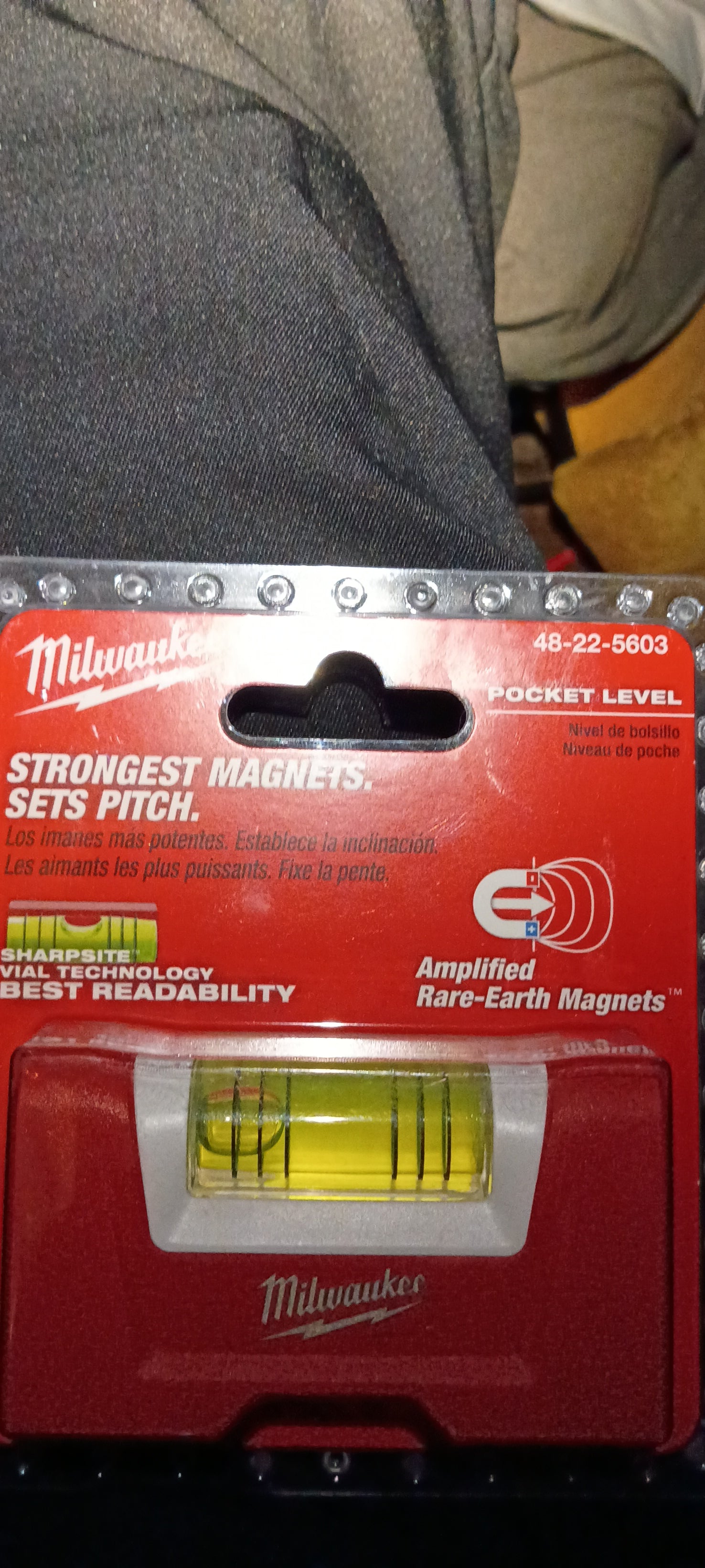 Milwaukee pocket level